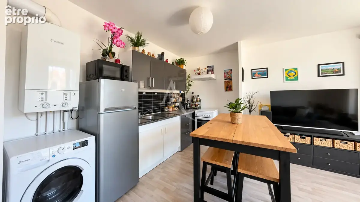 Appartement Villenoy proche gare - F2 - balcon et place de stationnement - dernier étage. - photo 4