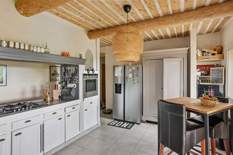 Maison à GORDES