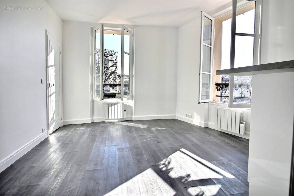 Appartement à VERSAILLES