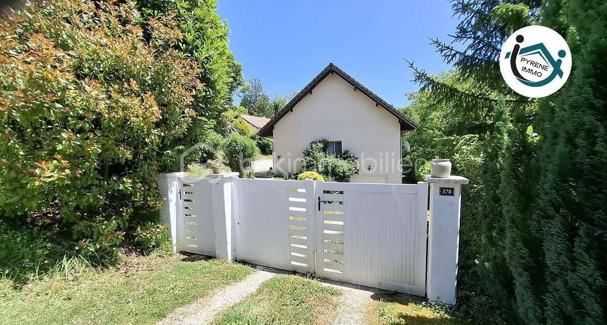 Maison à YENNE
