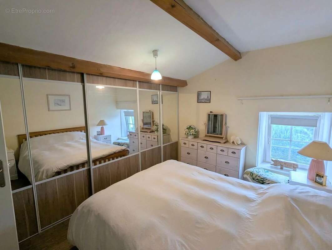 Maison à L'HERMENAULT