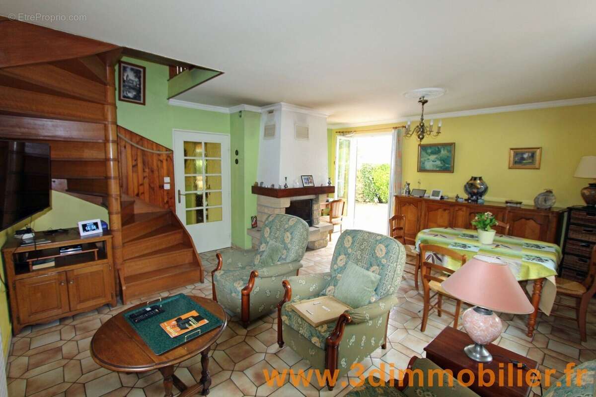 Photo 7 - Maison à LONS-LE-SAUNIER