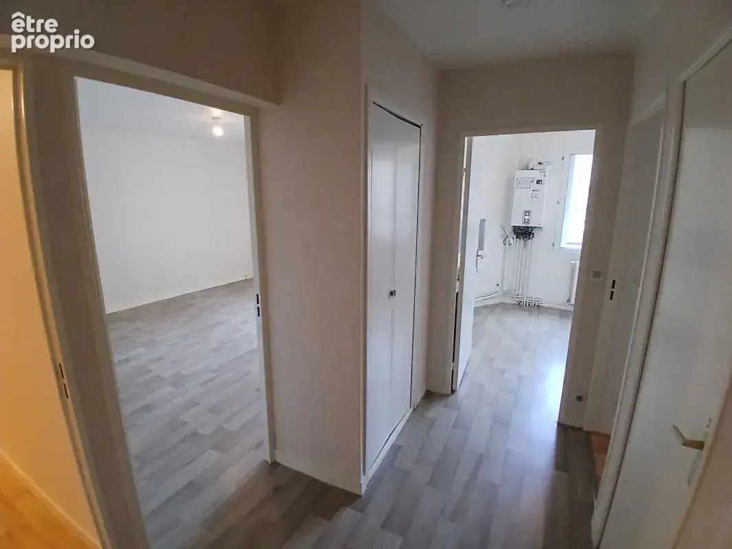 Appartement T2 hyper-centre de Laval - photo 2