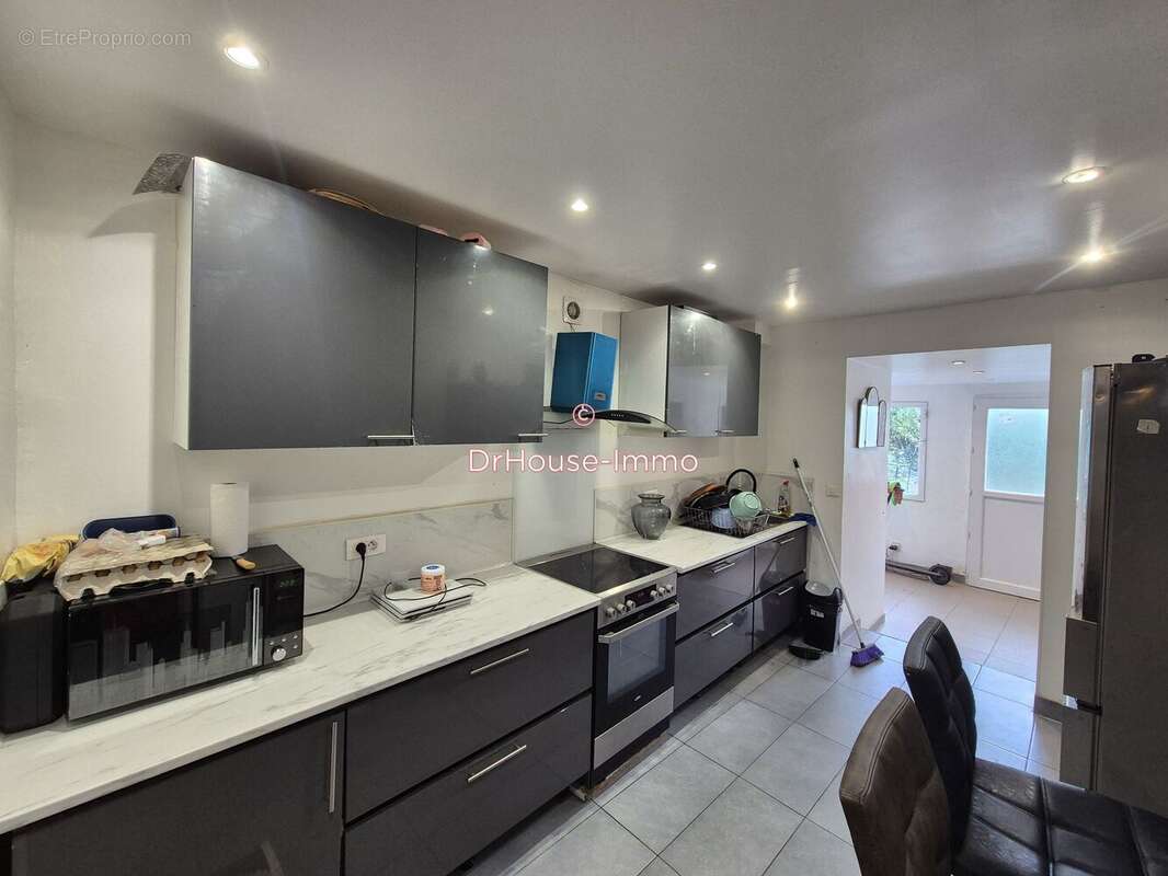 Maison à LES MUREAUX