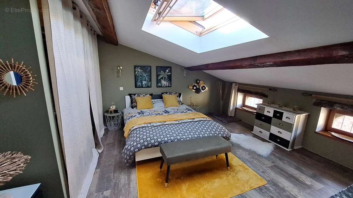 Maison à REALMONT