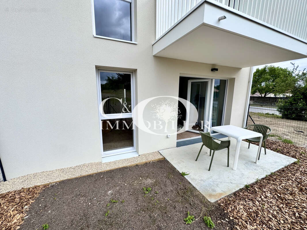 Appartement à LEGE