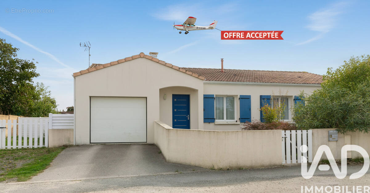 Photo 1 - Maison à MACHE