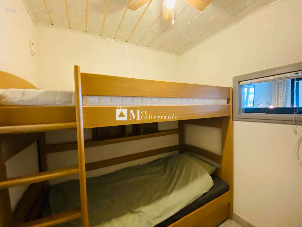 Appartement à COGOLIN