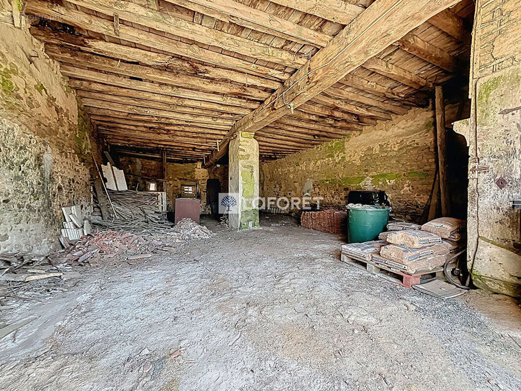 Maison à BEAULIEU-SOUS-PARTHENAY