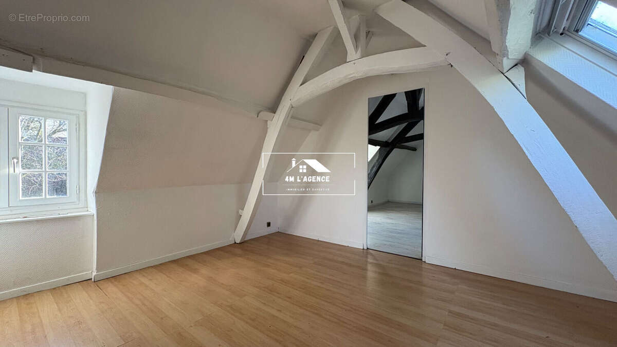 Maison à BEUVRY-LA-FORET