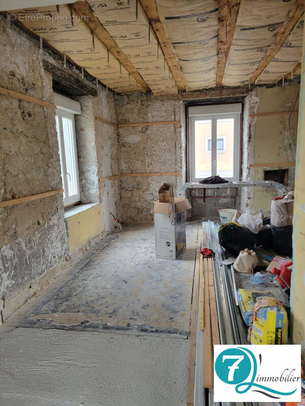 Appartement à CHAUX-NEUVE