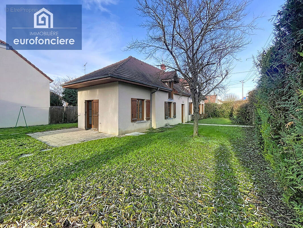 Maison à LES NOES-PRES-TROYES