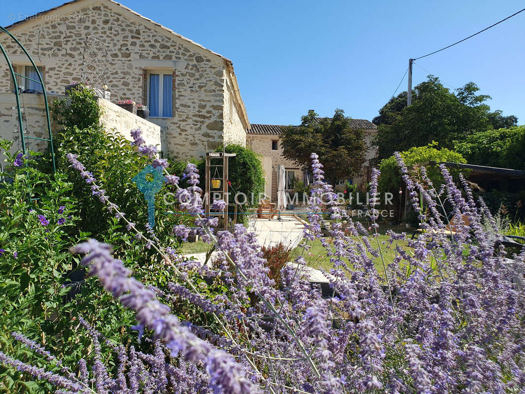 Maison à GOUDARGUES