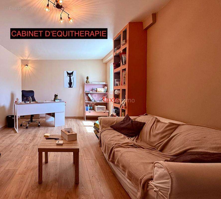 Centre equestre avec manege couvert et cabinet d'equitherapie - photo 10