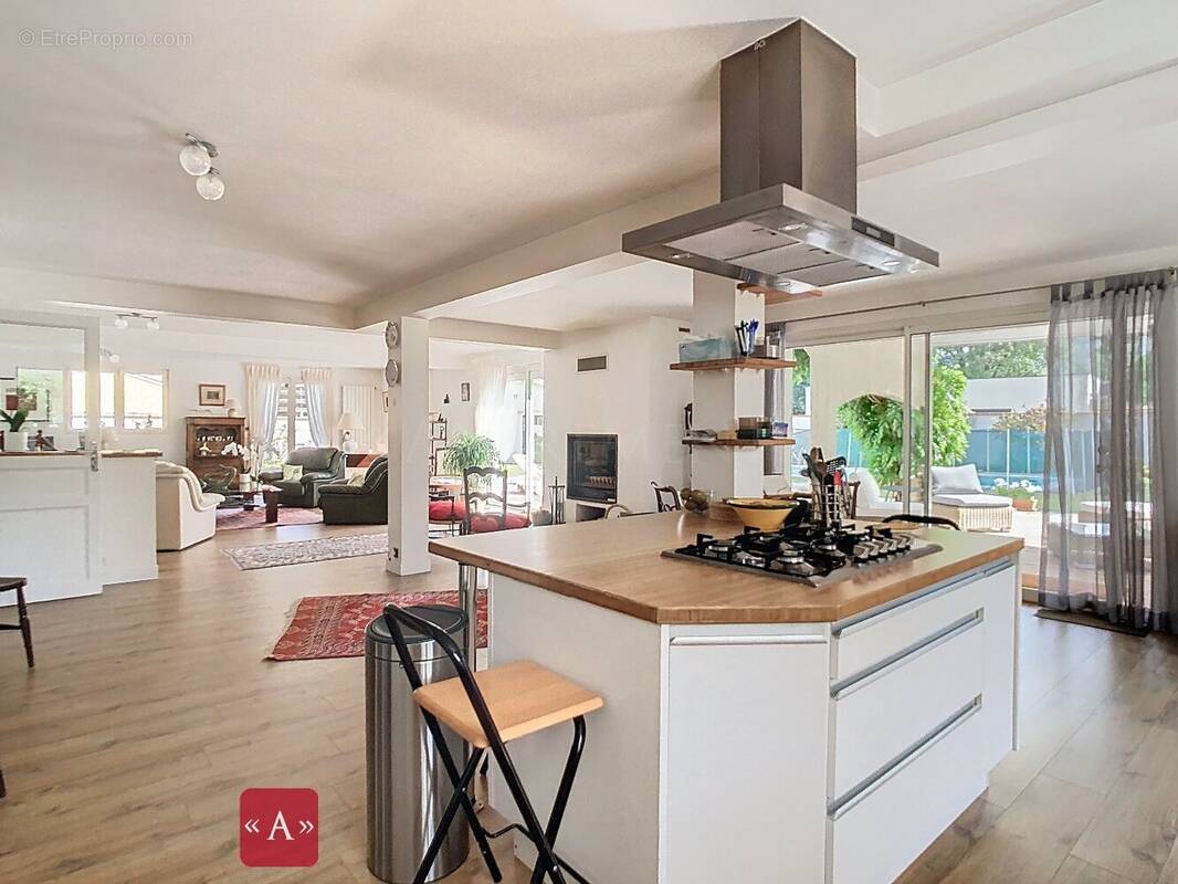 Maison à BUZET-SUR-TARN