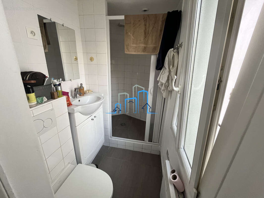 Appartement à PARIS-3E