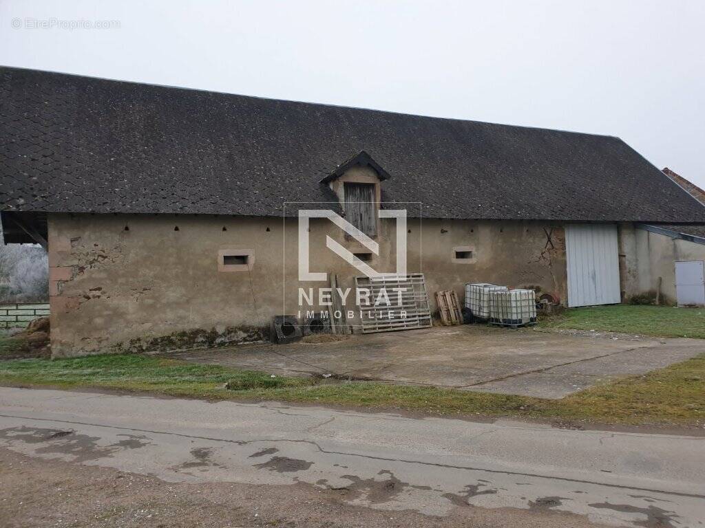 Maison à MONTHELON