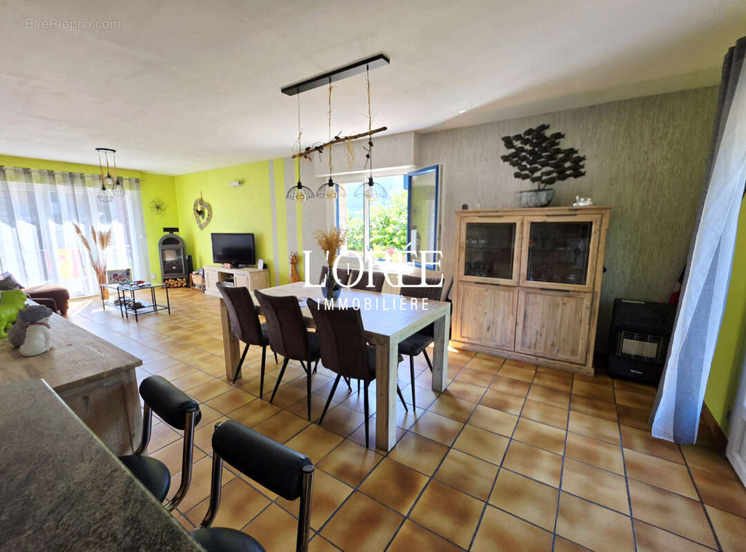 Plain pied individuel - 3 chambres - jardin - sous sol semi complet - photo 8