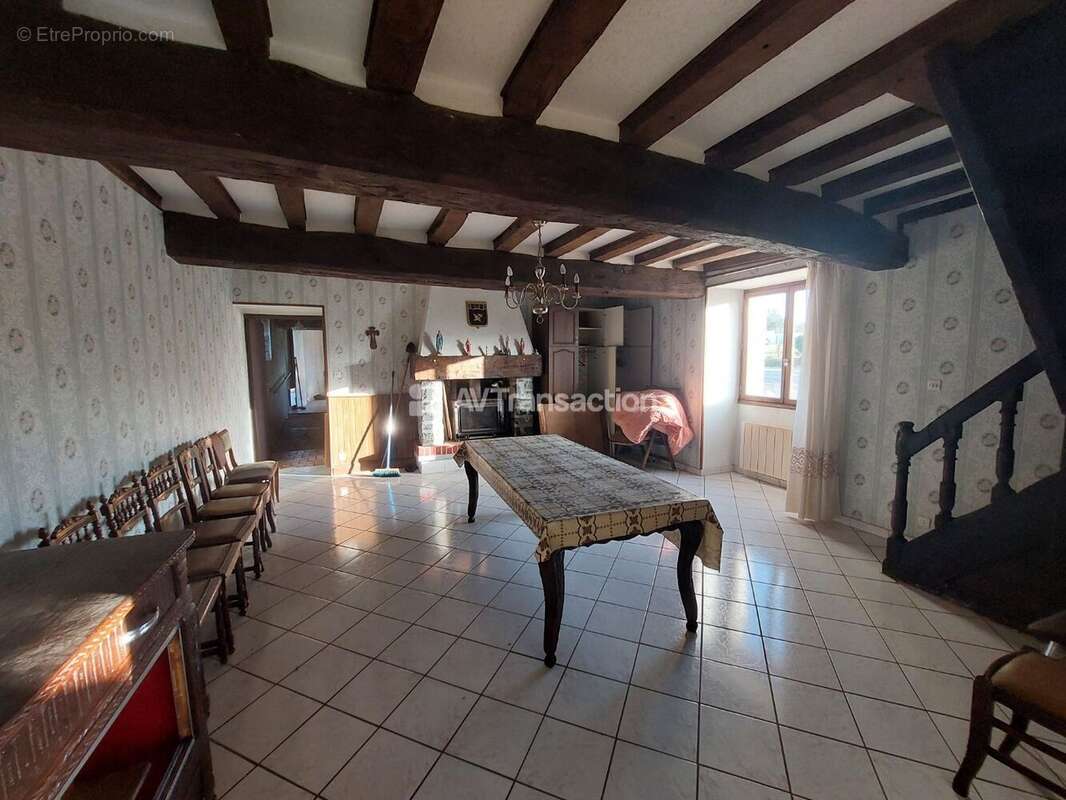 Maison à SOULGE-SUR-OUETTE