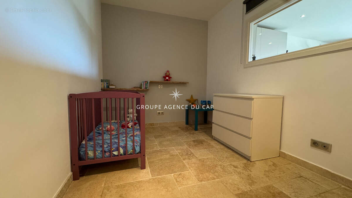 Appartement à LES ISSAMBRES