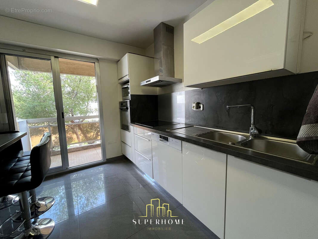 Appartement à MARSEILLE-10E