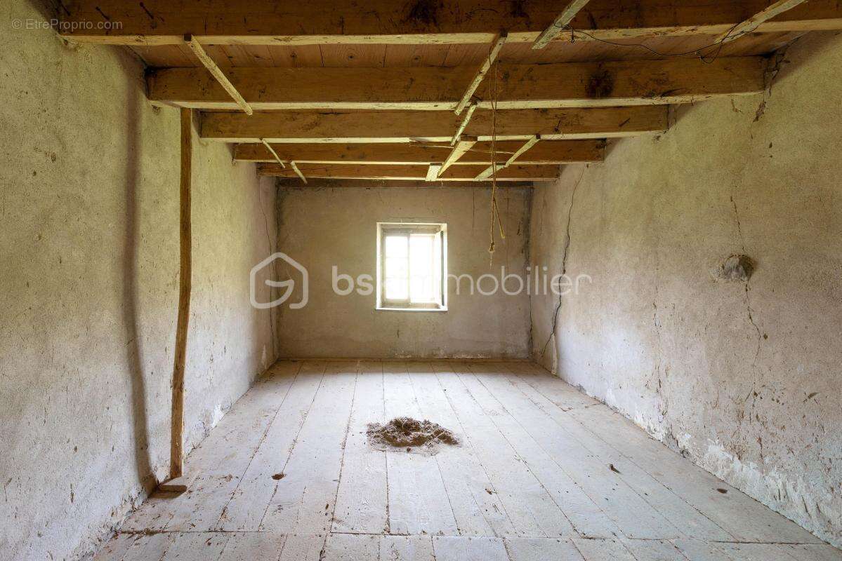 Maison à SAINT-EUSEBE