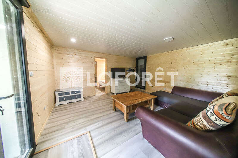Maison à CROTS