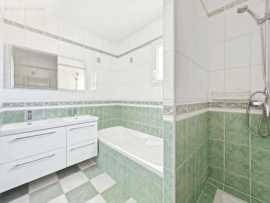 Maison 109 m² à Estillac  - photo 9