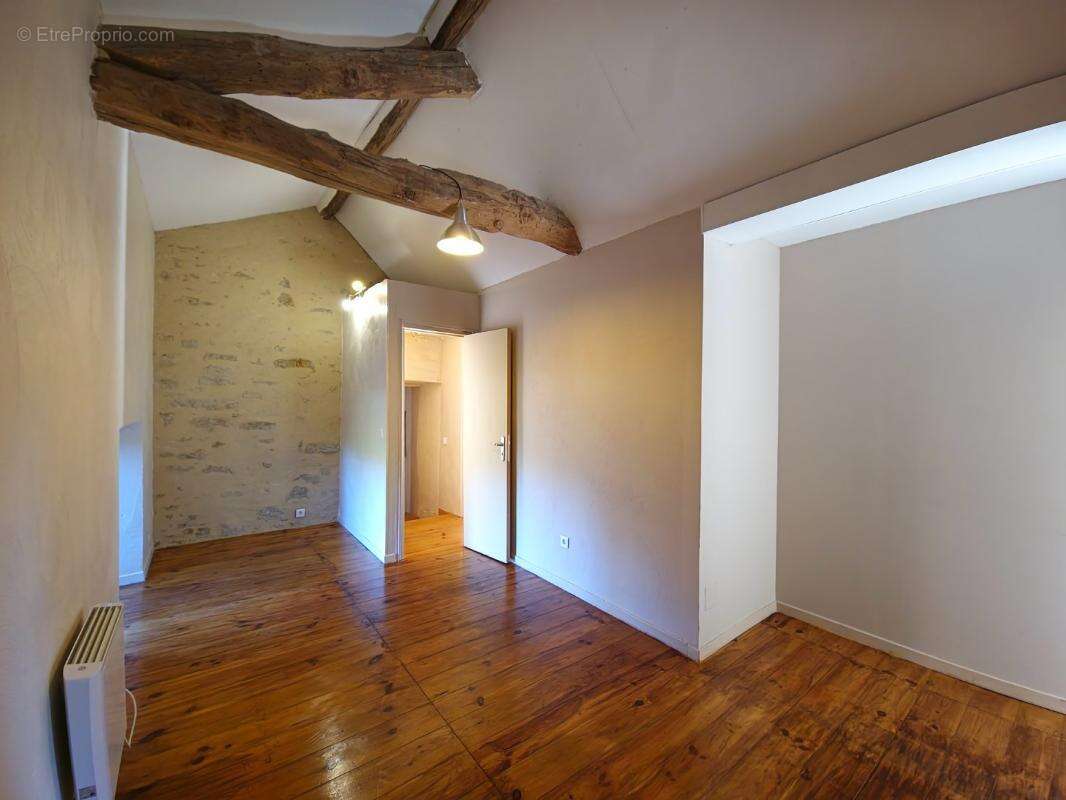 Maison à CAYLUS