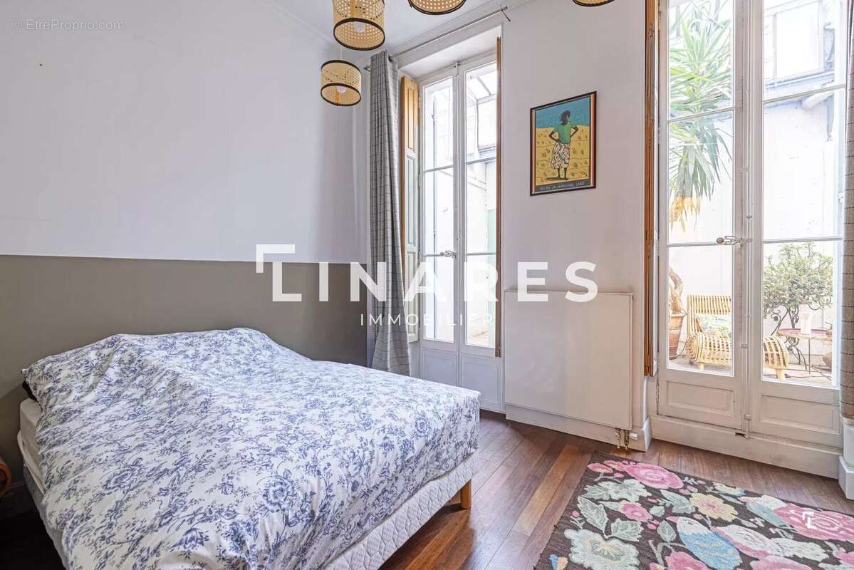 Appartement à MARSEILLE-1E