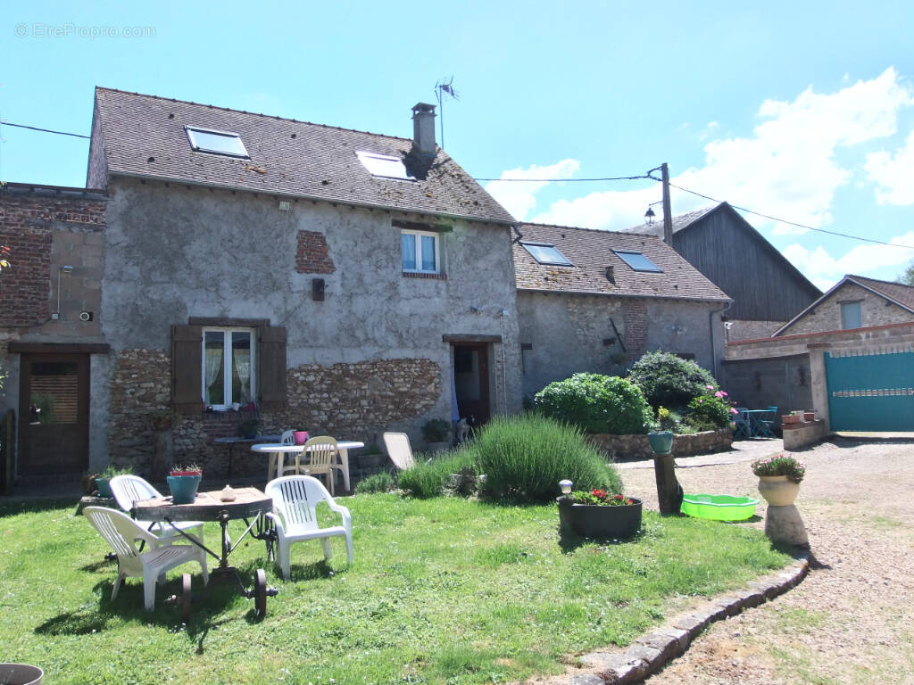 Maison à EPERNON