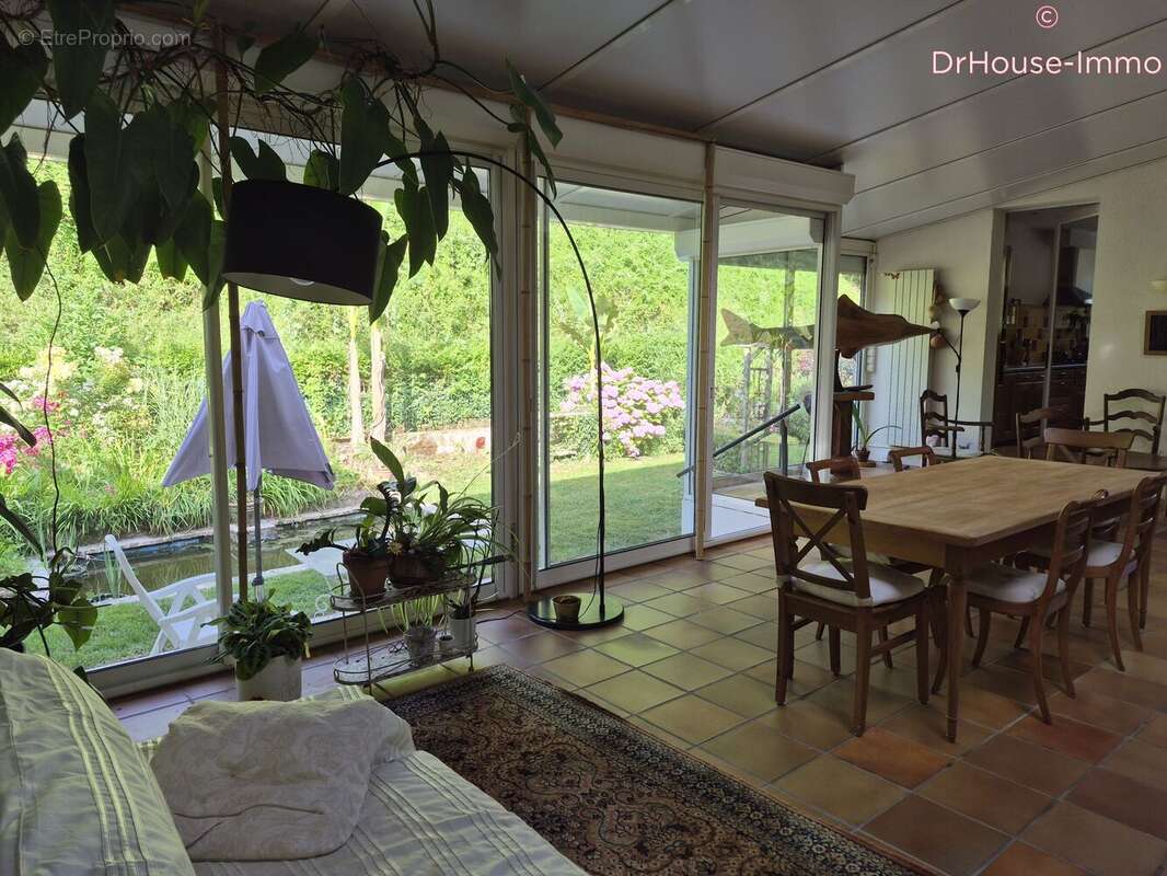 Maison à LE MAS-D'AGENAIS