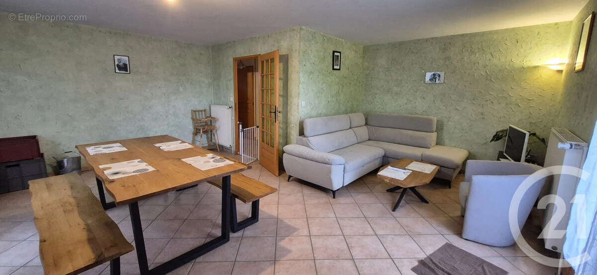 Maison à SAINT-USUGE