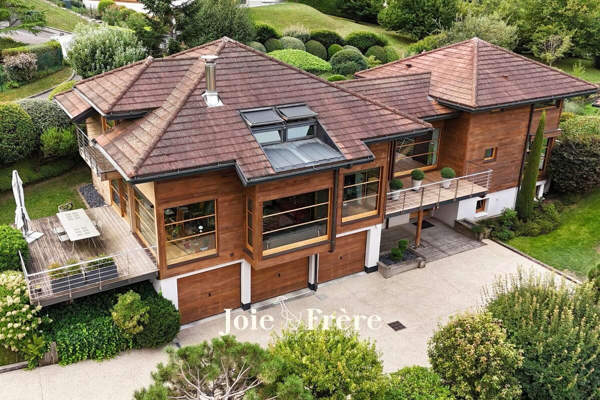 Maison à SAINT-JORIOZ