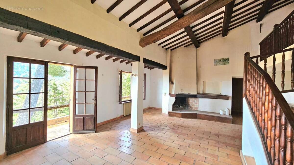 Maison à BARGEMON