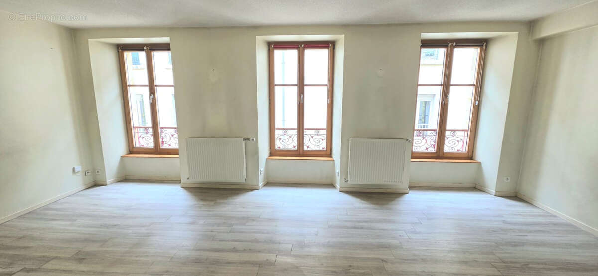 Appartement à MORTEAU