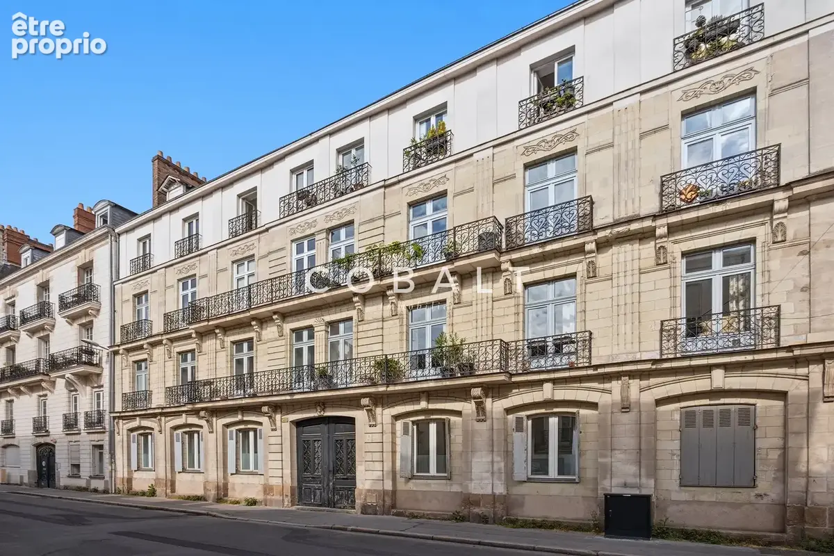 Appartement de charme   Quartier Saint-Mihiel / Talensac   Hauteur sous plafond, volume - photo 15