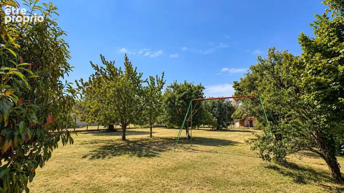 Maison 6 pièces 176 m² à vendre à Billom (63160) - photo 2