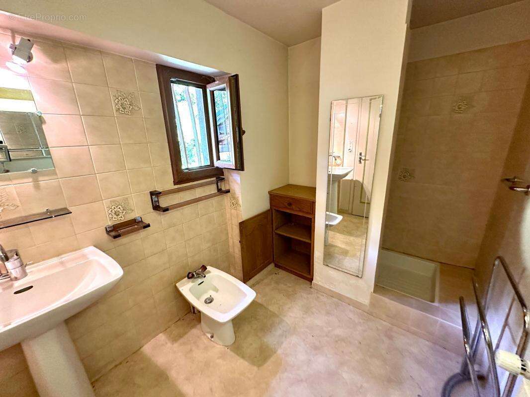 Maison à LA MURETTE