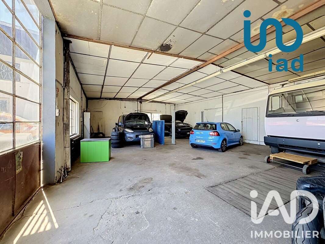 Commerce 581 m² à Maclas  - photo 7