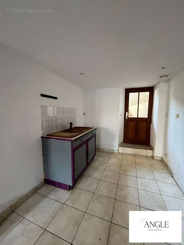 Maison à FRESNAY-SUR-SARTHE