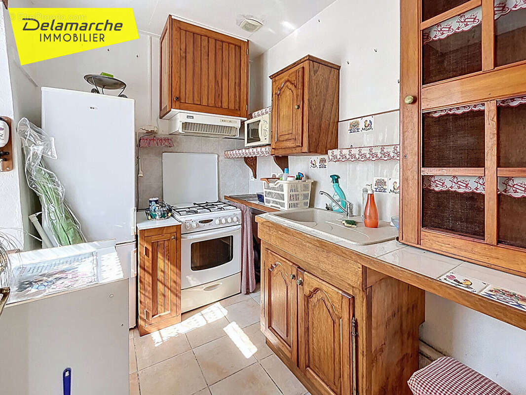 Maison à LA ROCHELLE-NORMANDE