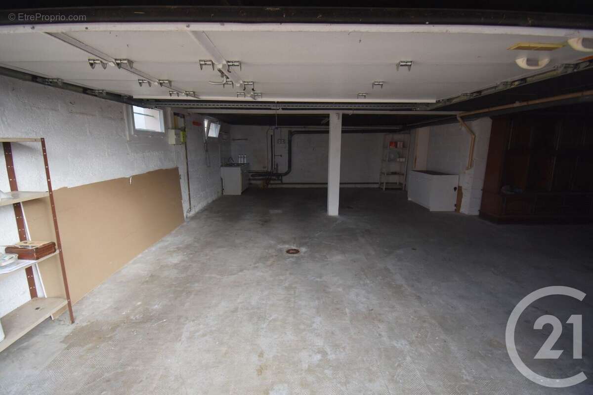 Maison à SAINT-GERMAIN-DES-FOSSES