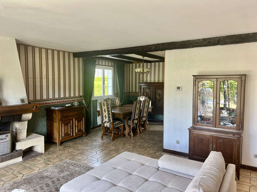 Maison à CLAYE-SOUILLY