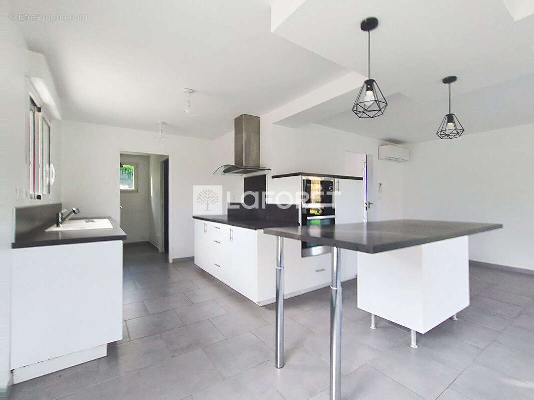 Maison à MONCLAR-DE-QUERCY