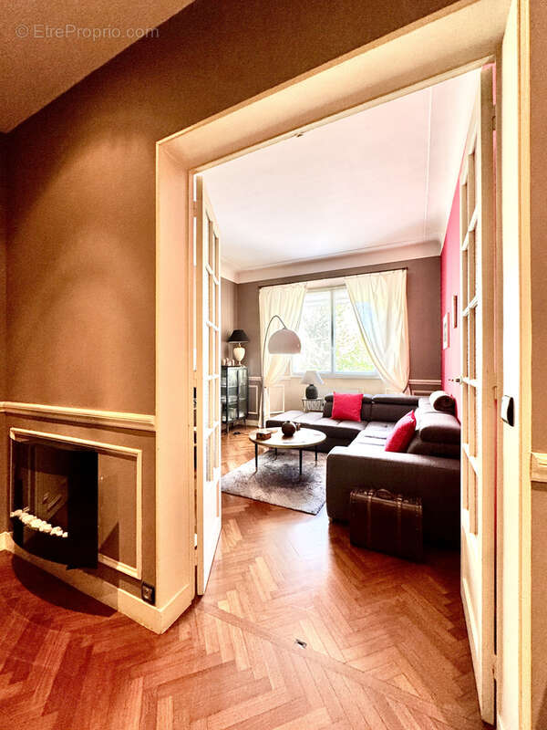 Appartement à MARSEILLE-8E