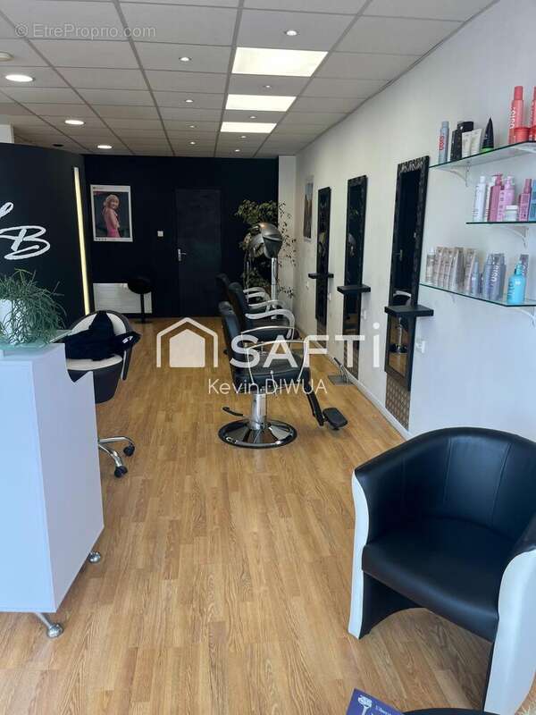 Photo 4 - Commerce à MARGNY-LES-COMPIEGNE