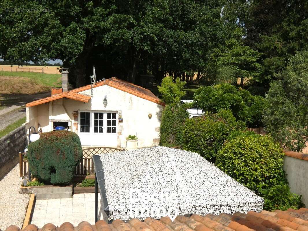 Maison à SALIGNY