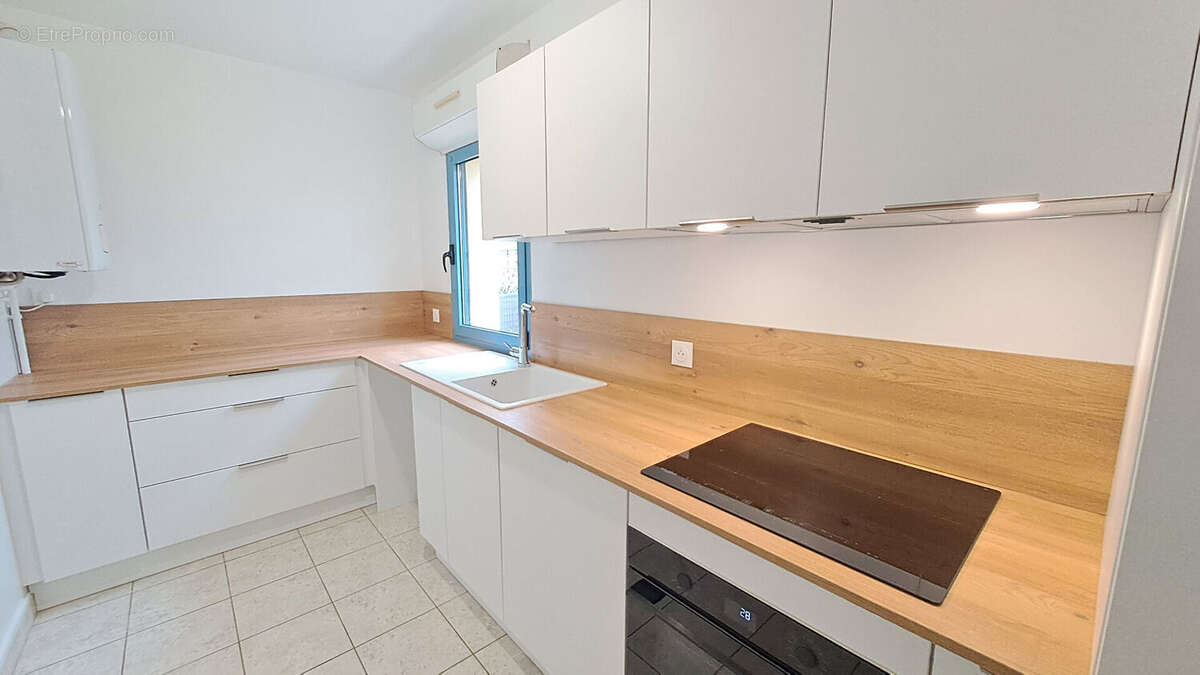 Appartement à SAINT-REMY-LES-CHEVREUSE