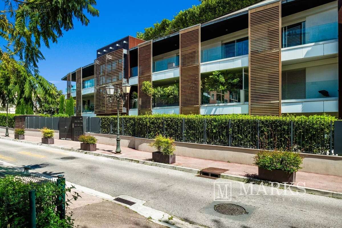 Appartement de luxe à 2 chambres avec grande terrasse et vue sur la mer - photo 27